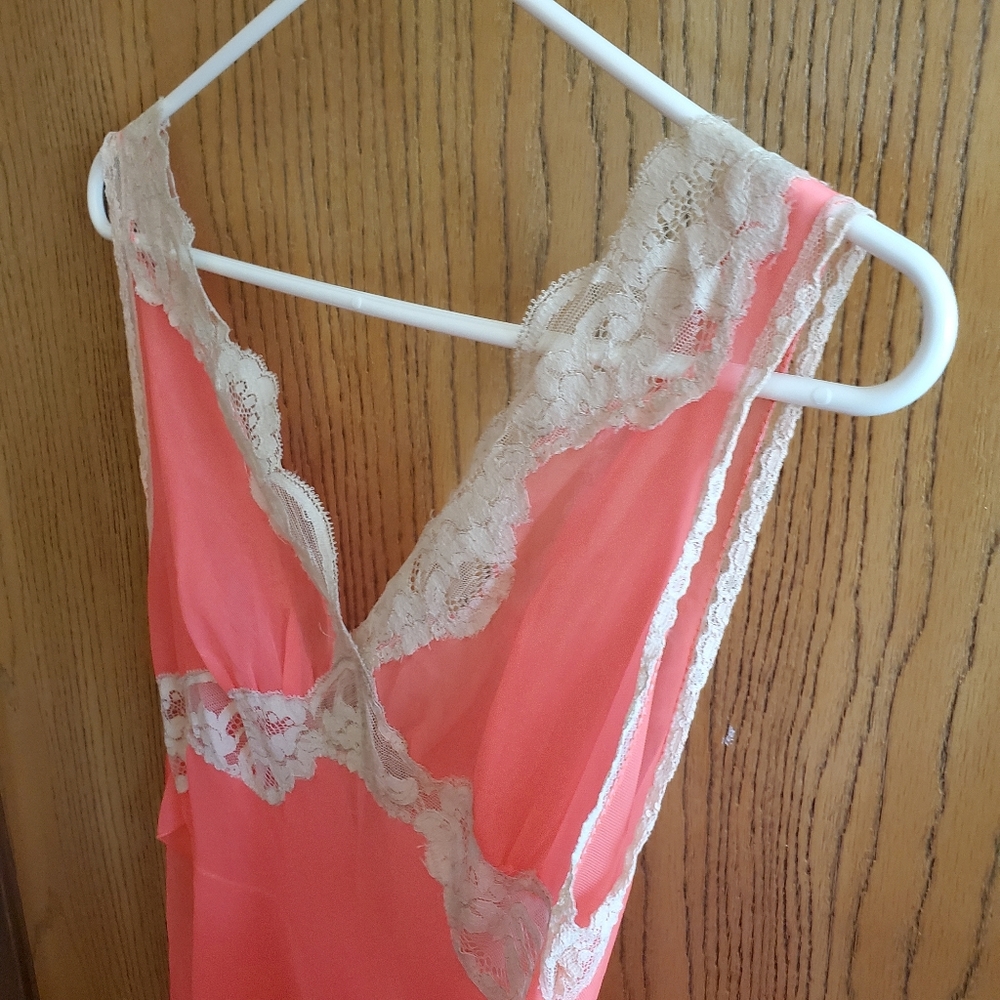 vintage 60s nightgown Barbiecore lingerie chemise - Picture 5 of 14